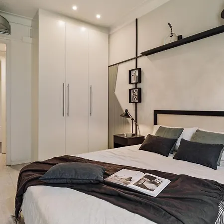 Warhol - 2 Bedrooms And Balcony In Sant Gervasy Apartman